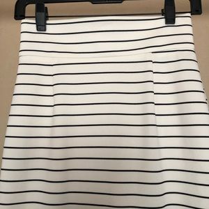 Size 0 Antonio Melani striped pencil skirt